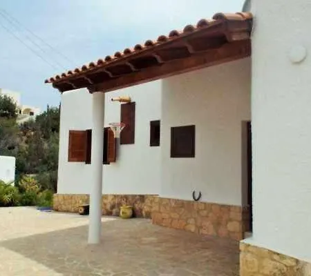 Villa Casa Barnes With Sea And Mountain View