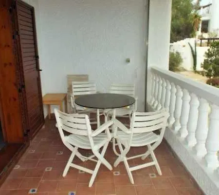 Villa Casa Barnes With Sea And Mountain View